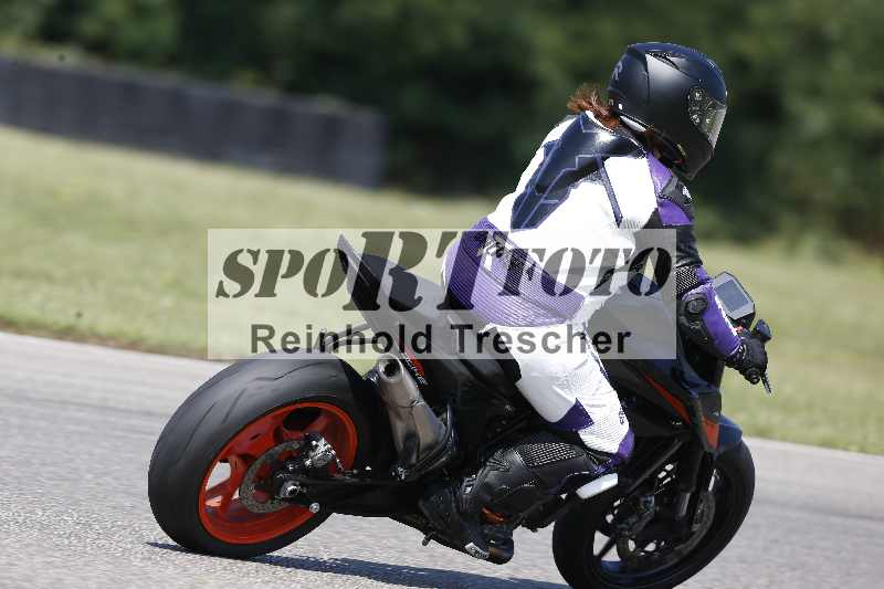 /44 09.08.2025 Plüss Moto Sport ADR/Einsteiger/unklar backside